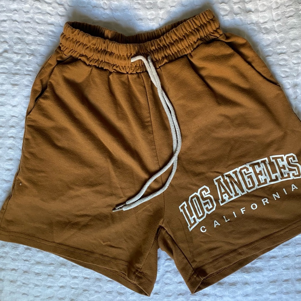 Brown Athletic Shorts Size S “Los Angeles” Print